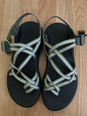 Chaco ZX/2 size 9